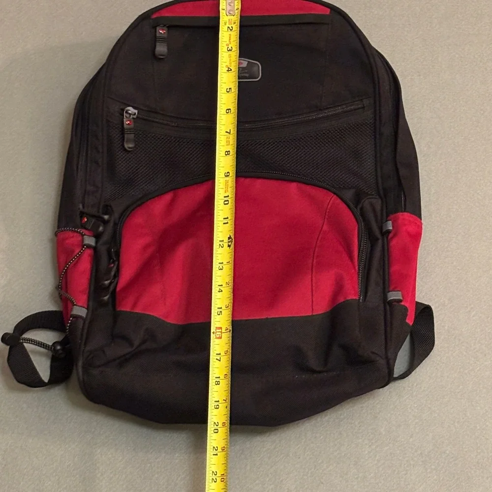 Skyway 407 Backpack Black Red Travel School Laptop Bag NWOT Bookbag
